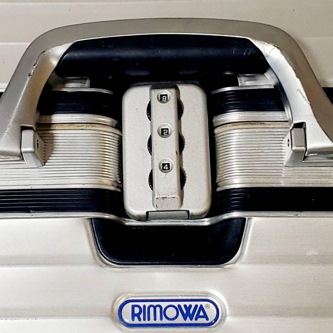 リモワ トパーズ プルタブ 82L アルミ スーツケース キャリーケース