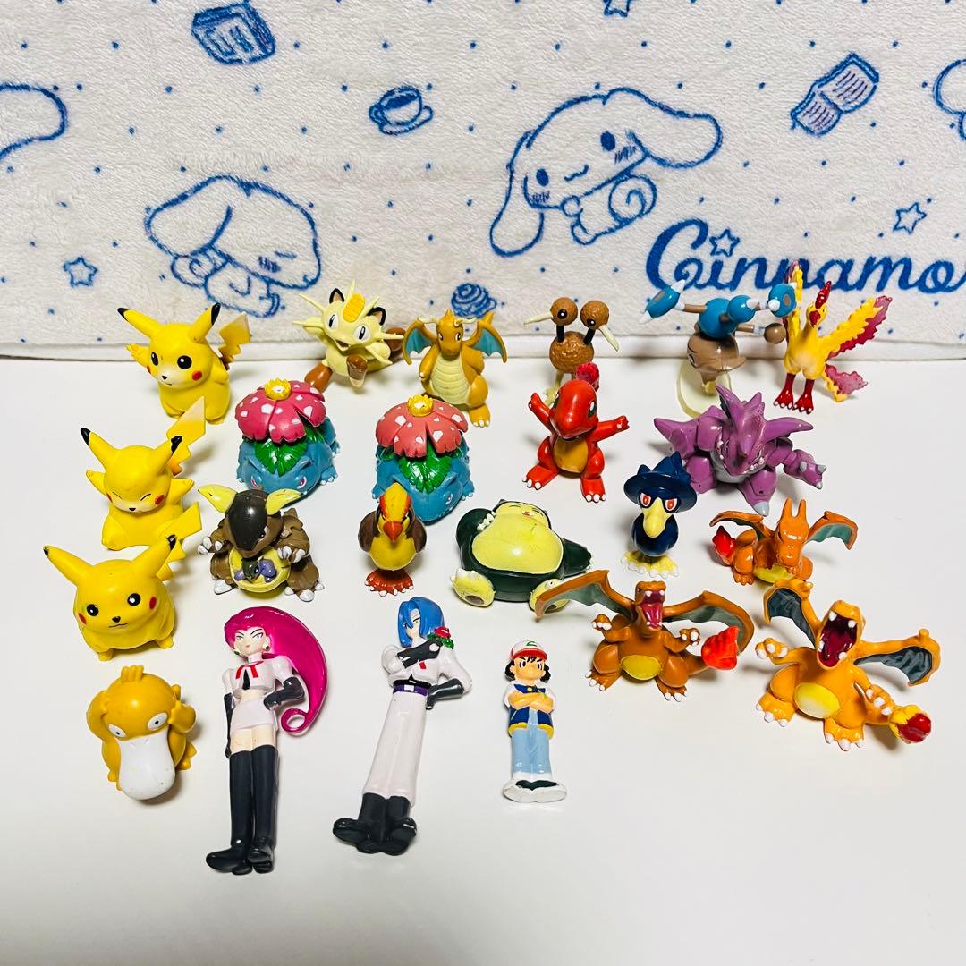 ポケモン　指人形、塩ビ・消しゴムフィギュアetc（分売不可）
