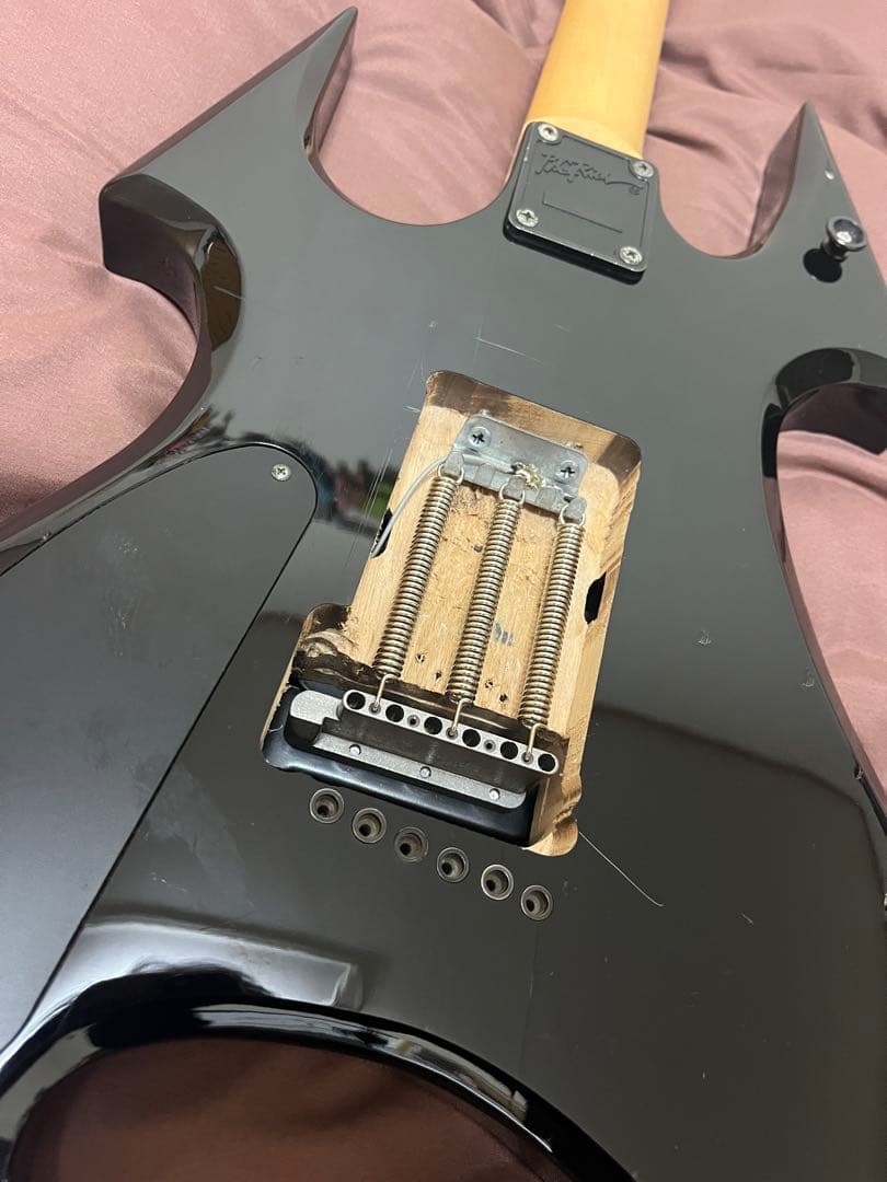 【調整済】B.C.Rich ビースト　AVENGE レア　エレキギター　変形