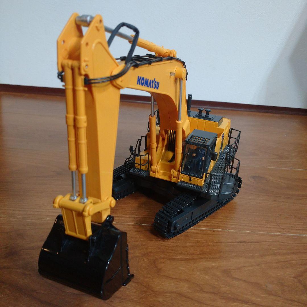 KOMATSU PC1250-8 油圧ショベル 1/50 京商