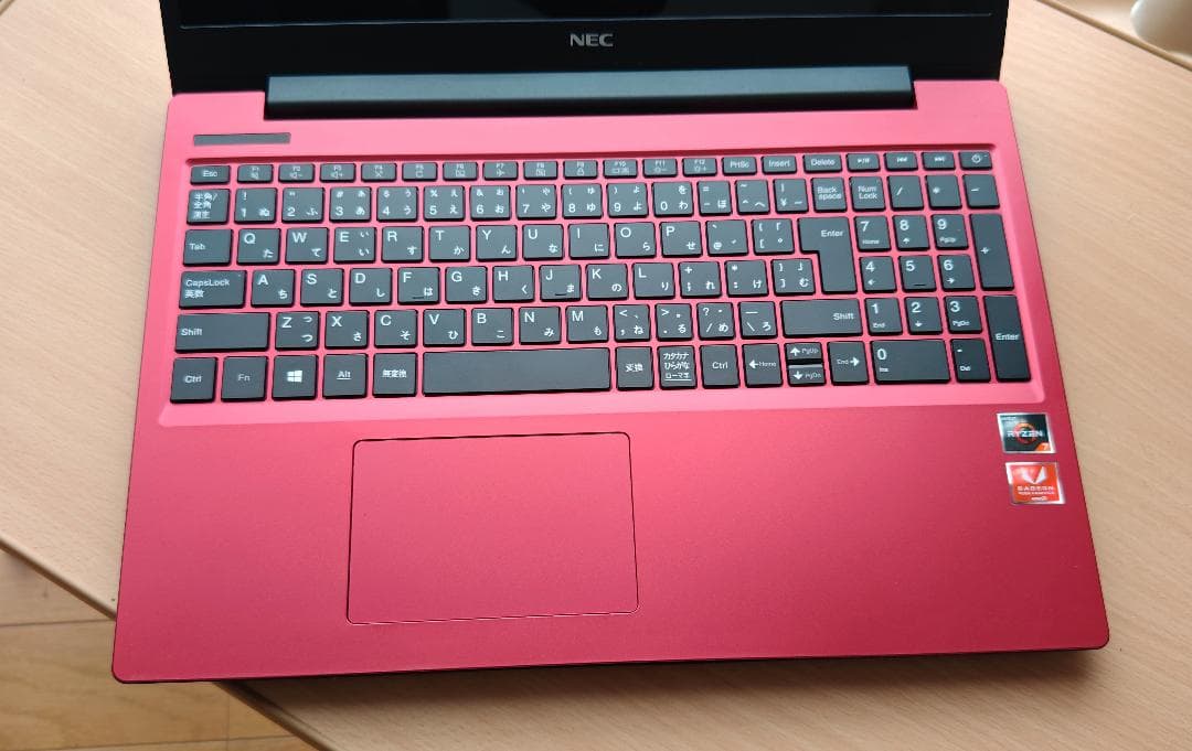 高性能 Nec Lavieスリムな ノートパソコン