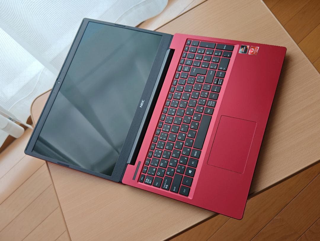 高性能 Nec Lavieスリムな ノートパソコン