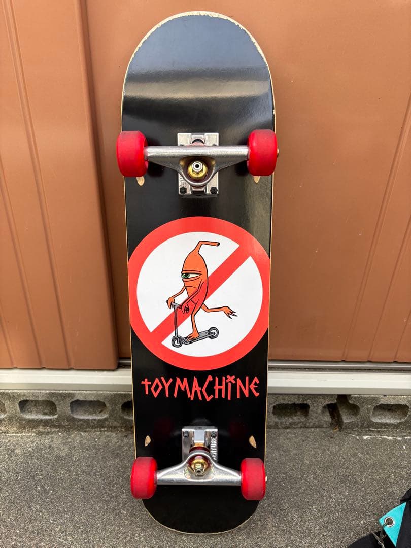 い*る様 TOYMACHINE スケートボード 美品　venture