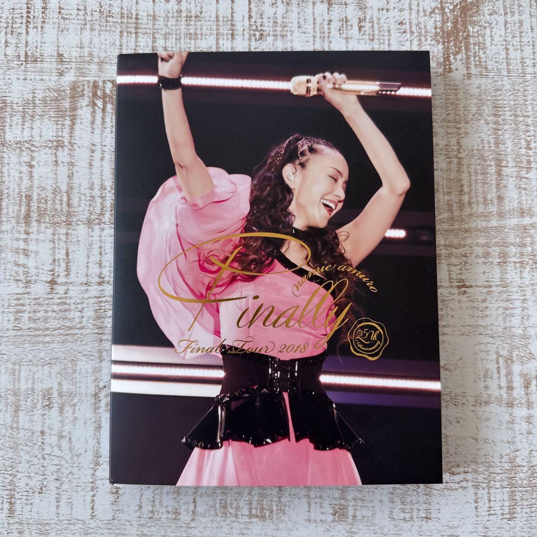 安室奈美恵DVD5枚＋Blu-ray1枚セット(新品タオル付き)
