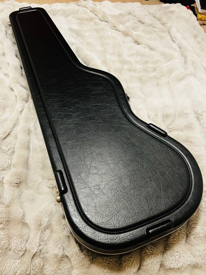 FENDER American Deluxe 5弦ベース ハードケース