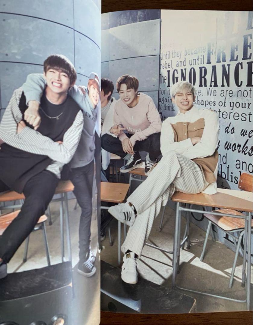 BTS ビギンズ Begins 公式　ポスター　プログラムブック　セット 2点