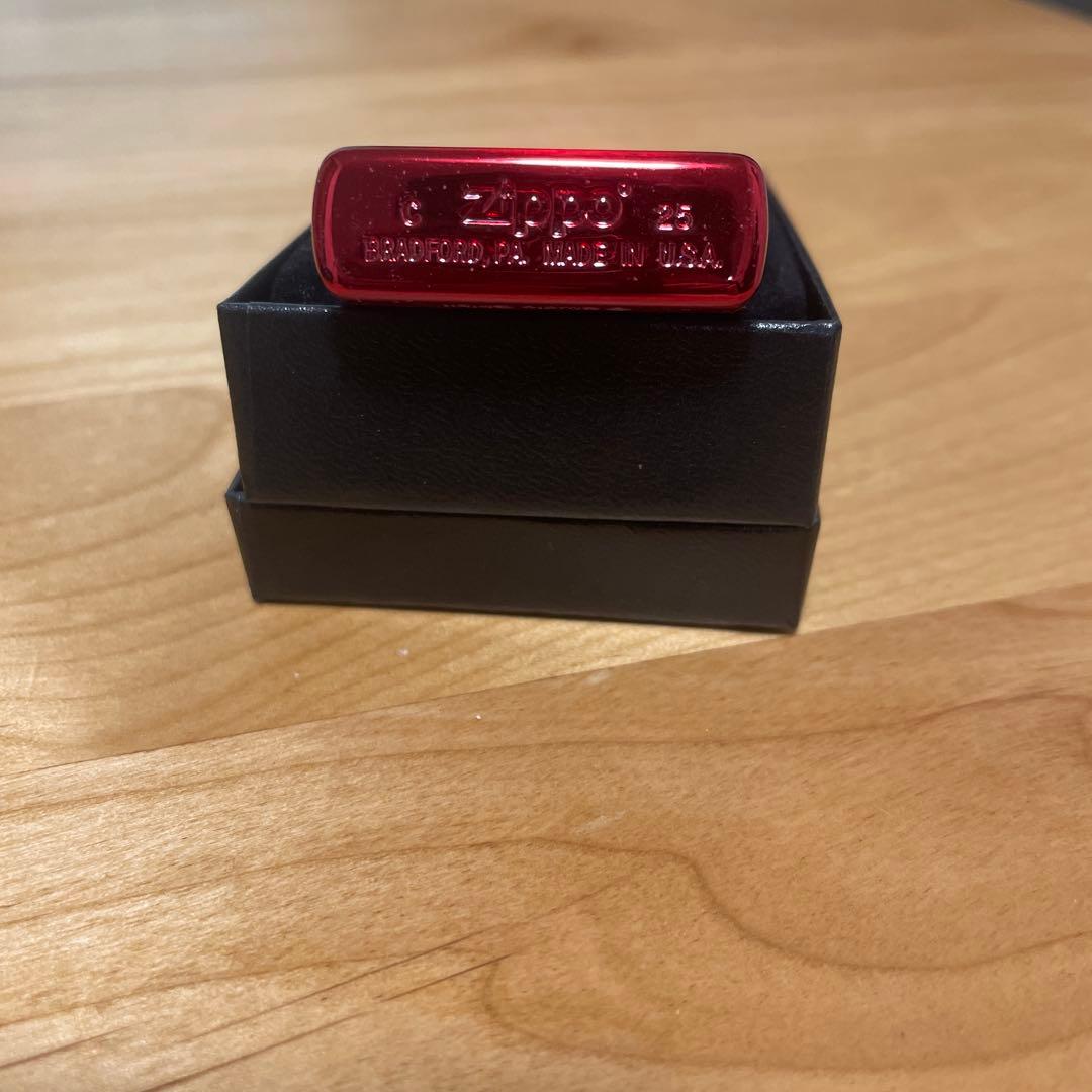 Zippo紅の豚Pico Rosso モデル