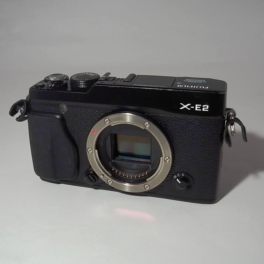 Fujifilm X-E2 ミラーレス一眼 ケース付き