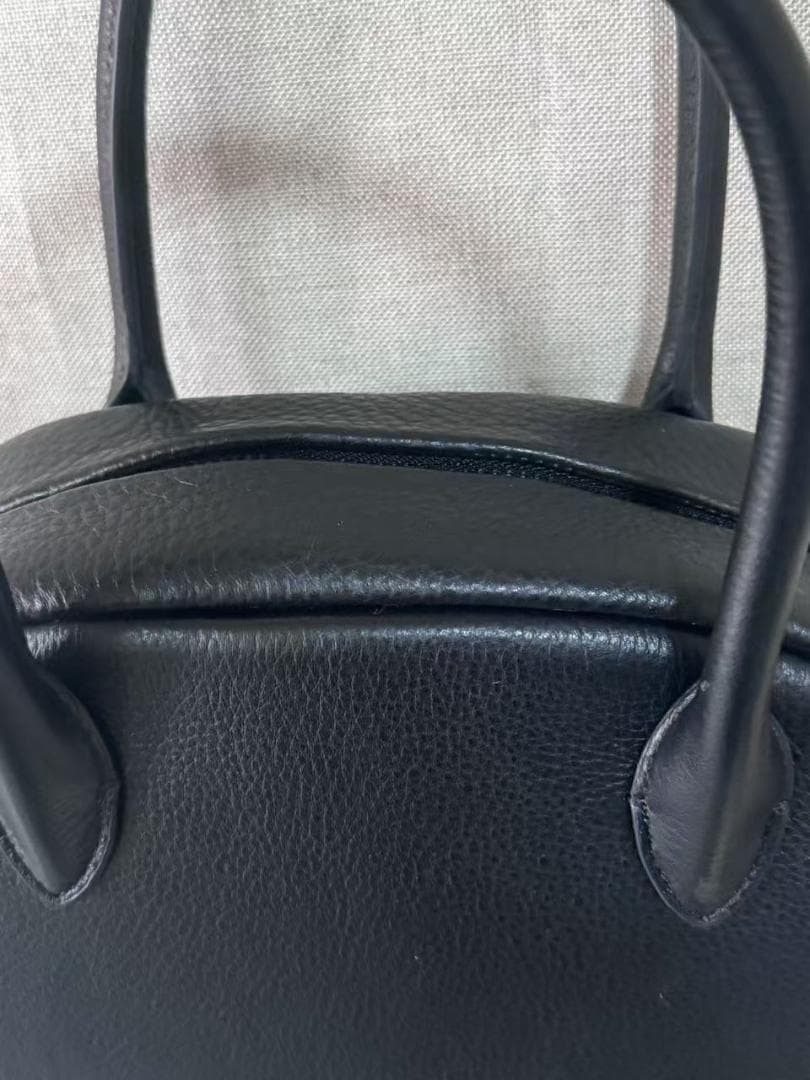 aeta 黒いレザーハンドバッグ ボストン型 Mサイズ