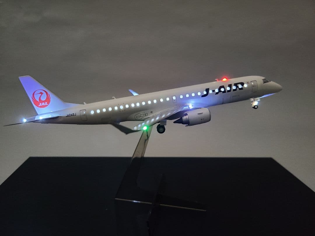 JAL エンブラエル E190 LED仕様 完成品