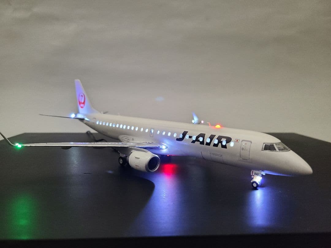 JAL エンブラエル E190 LED仕様 完成品