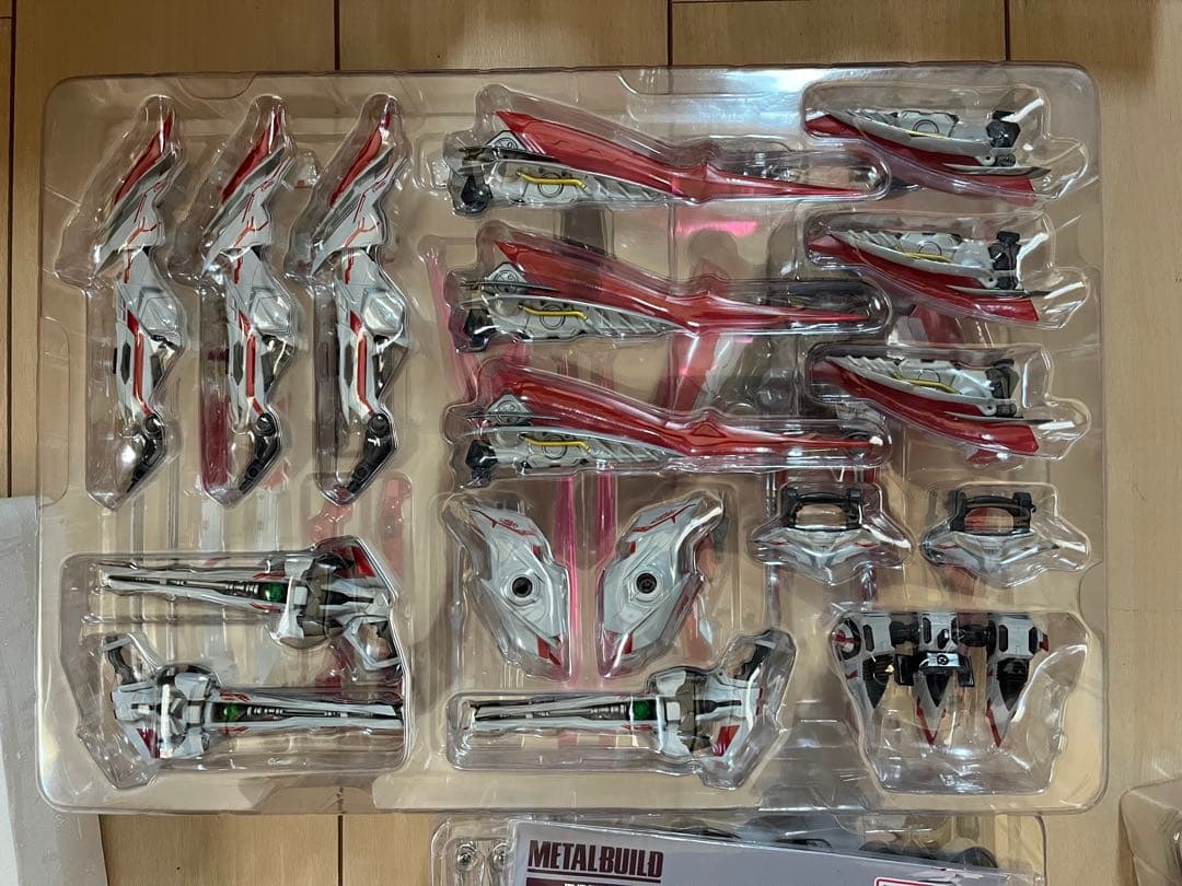 LBUILD ガンダムアストレイ　レッドドラゴニクス