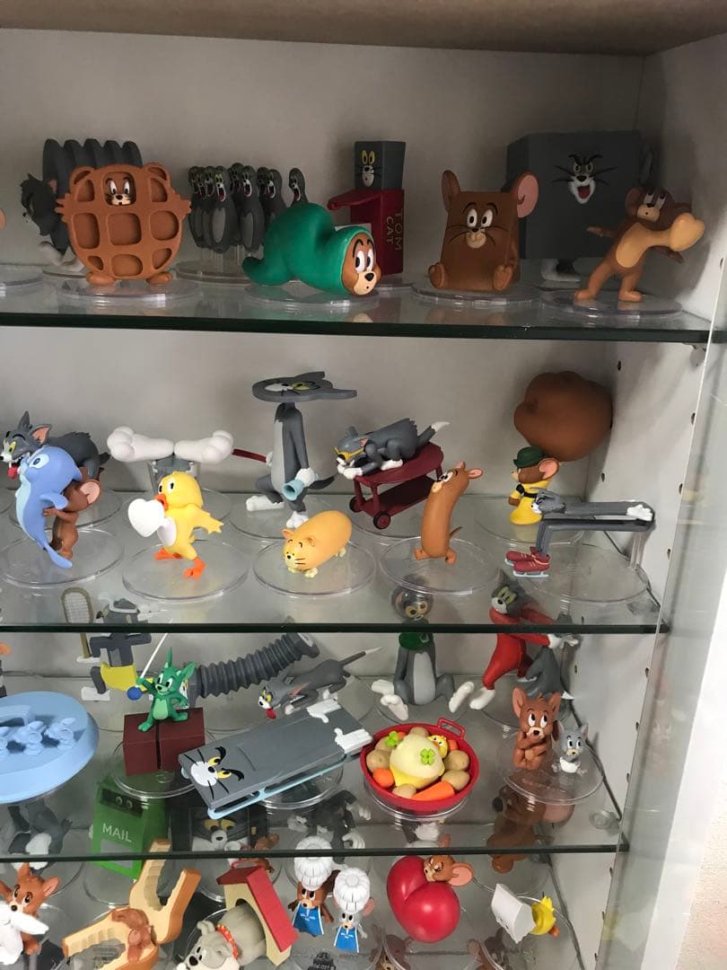 Happyくじ トムとジェリー FUNNYART!1〜4 フィギュア フルコンプ