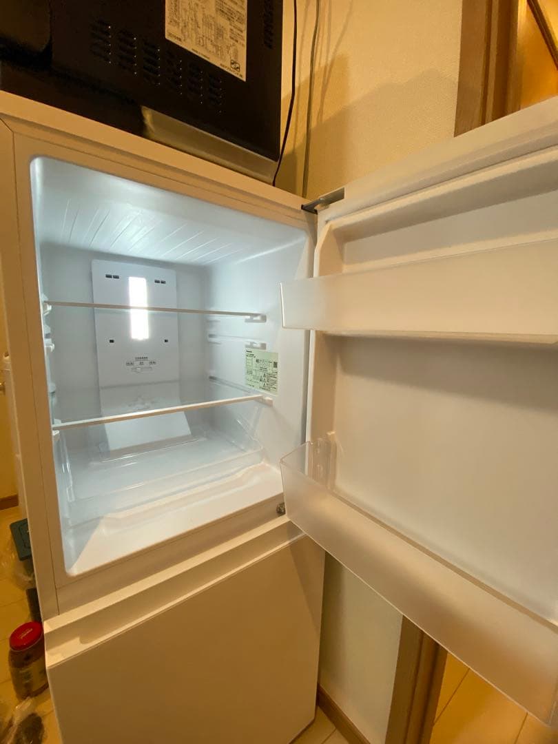 【新生活家電】テレビ＋テレビ台＋冷蔵庫(156L)まとめ売り／即使用OK！