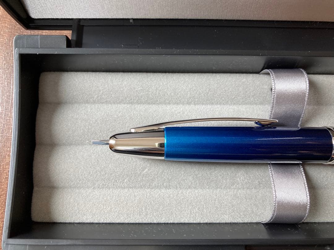 キャップレス万年筆　ディープシー（Deep Sea）F 細字