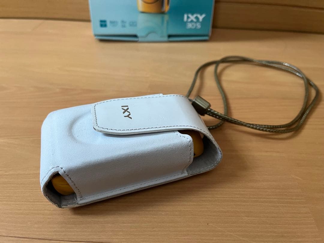 Canon IXY 30S イエロー 　レア物 美品　完動品