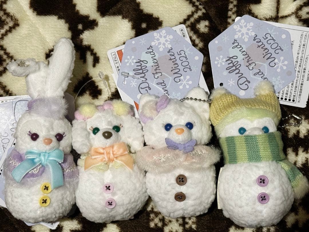 ダッフィーフレンズ4点　シークレット・オブ・スノーウィーデイ 新品　ゆきだるま