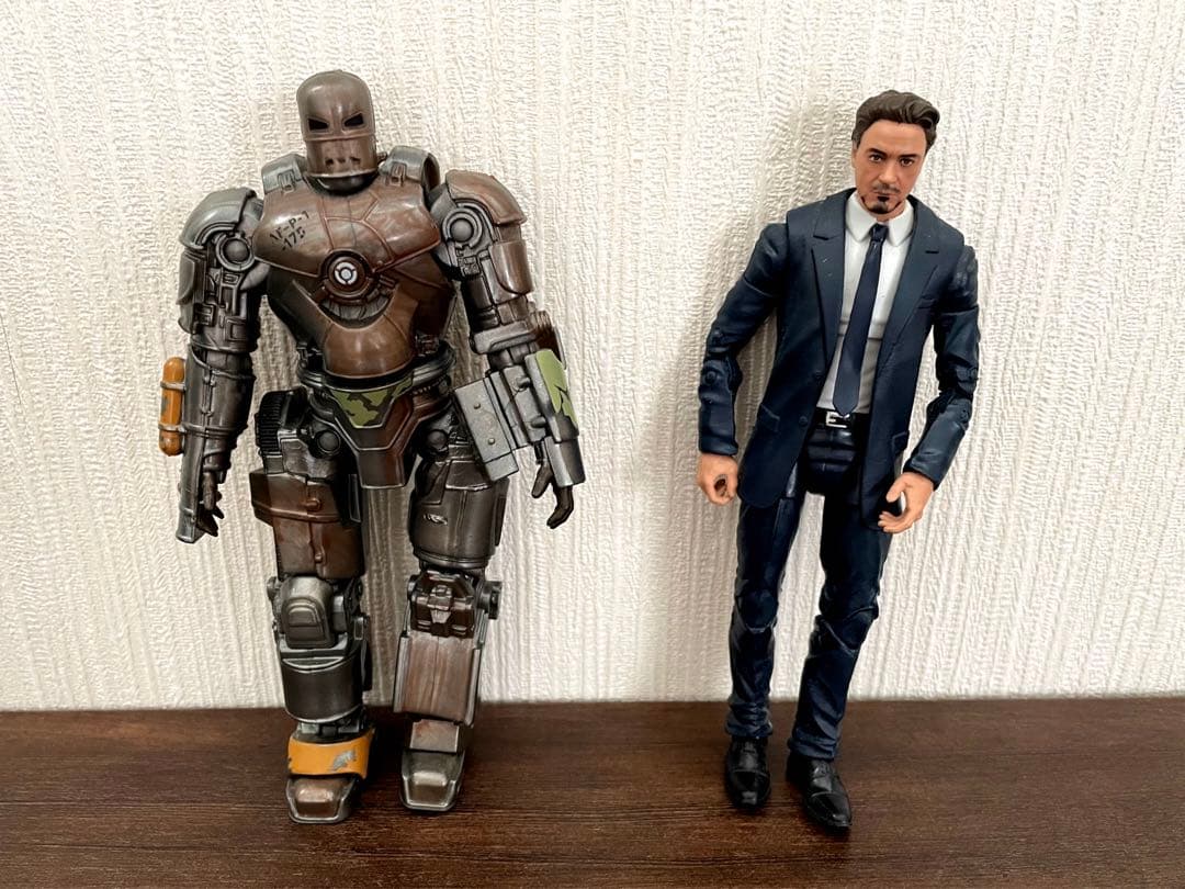 マーベルレジェンド マーベルスタジオ10周年アイアンマンマーク1 トニースターク