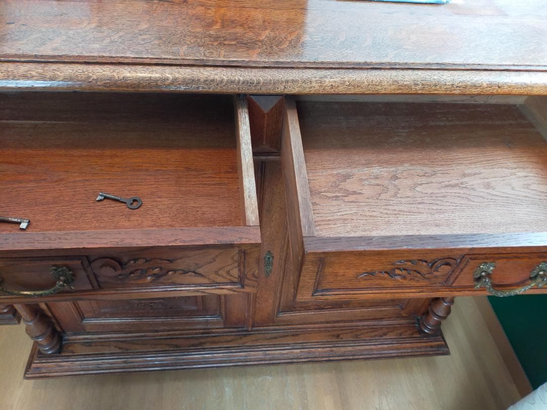 アンティーク　キャビネット