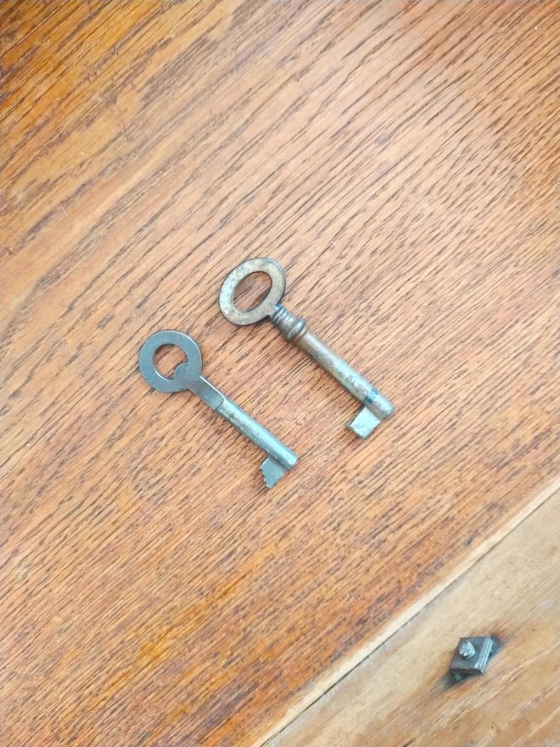 アンティーク　キャビネット