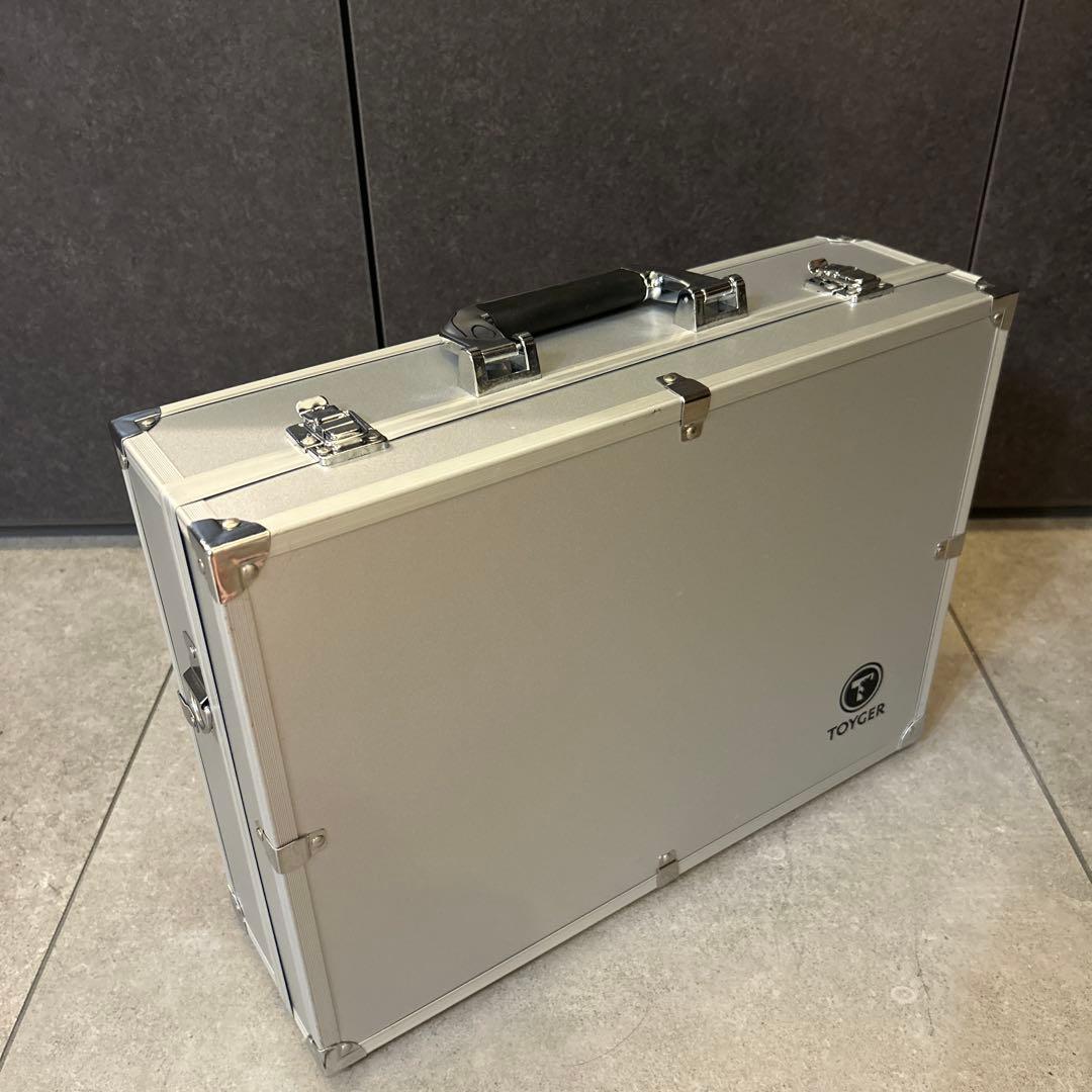 トイガー TOYGER CEO Storage アタッシュケース シルバー