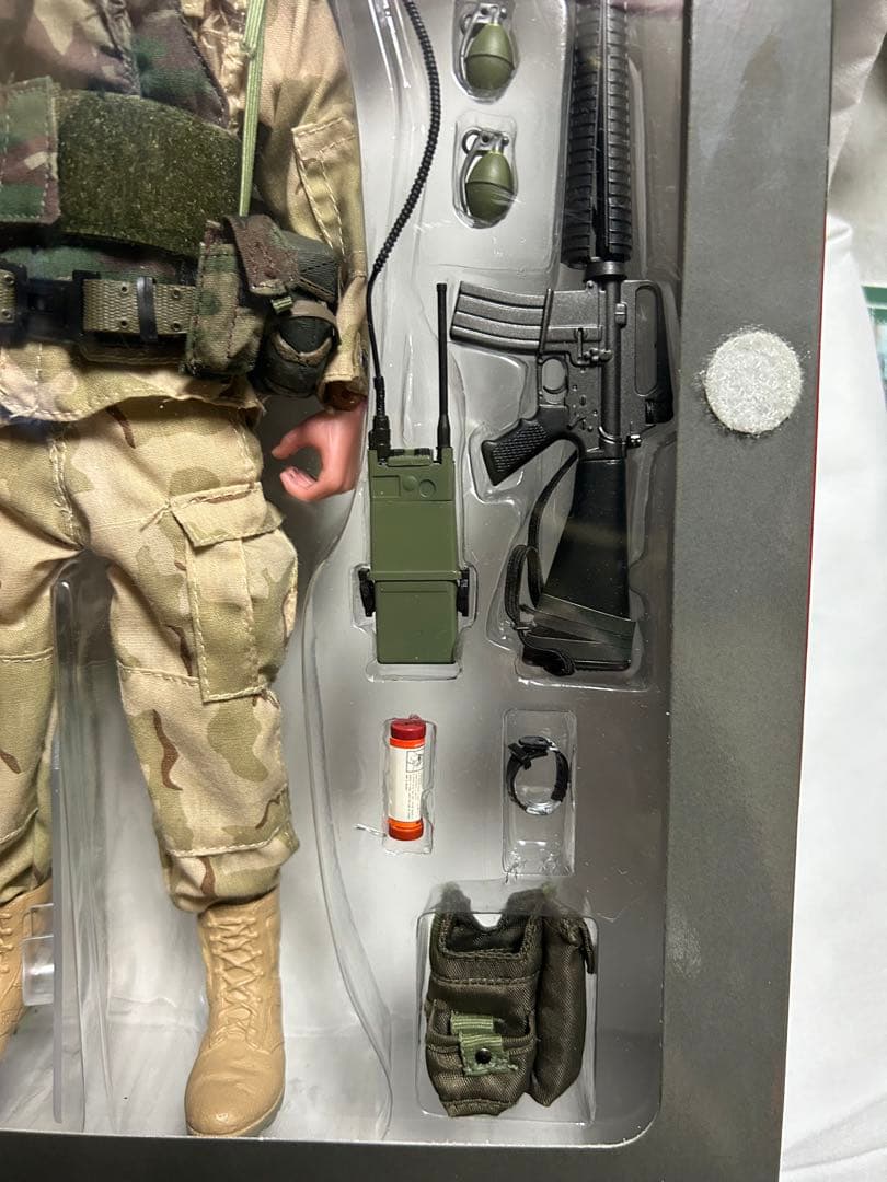 映画「ブラックホークダウン」”マット軍曹” 1/6 ミリタリーフィギュア