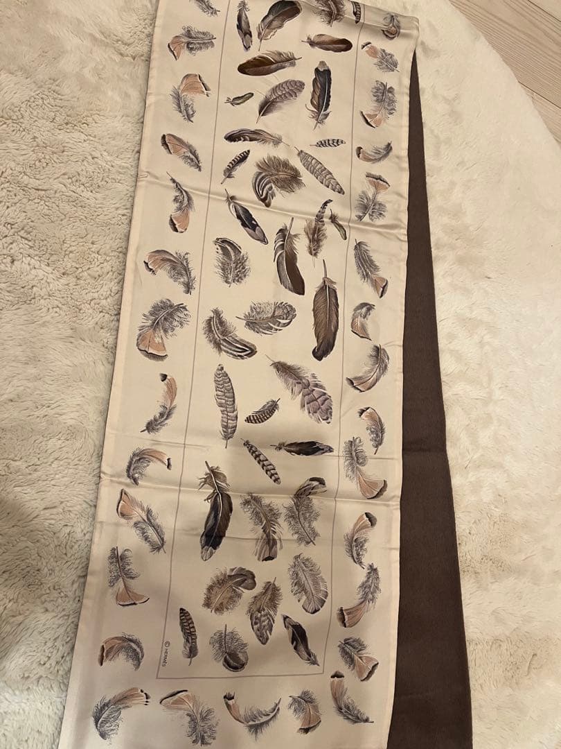 エルメス　アンゴラとシルクのマフラー