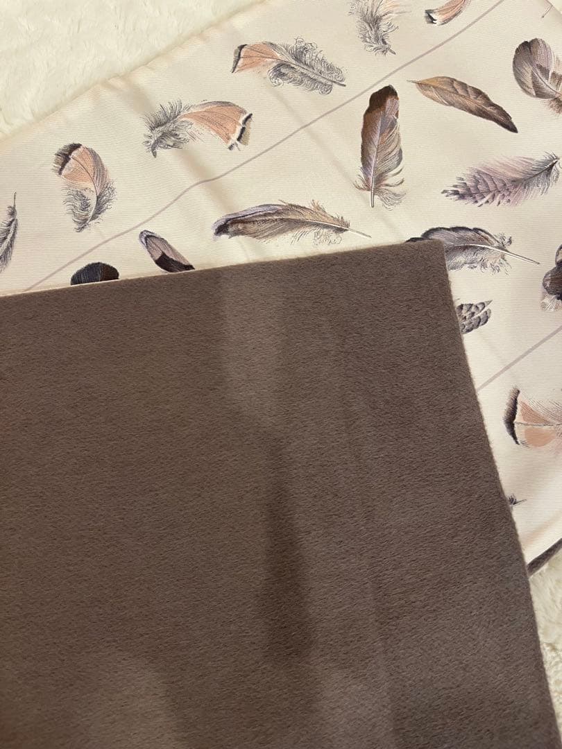 エルメス　アンゴラとシルクのマフラー