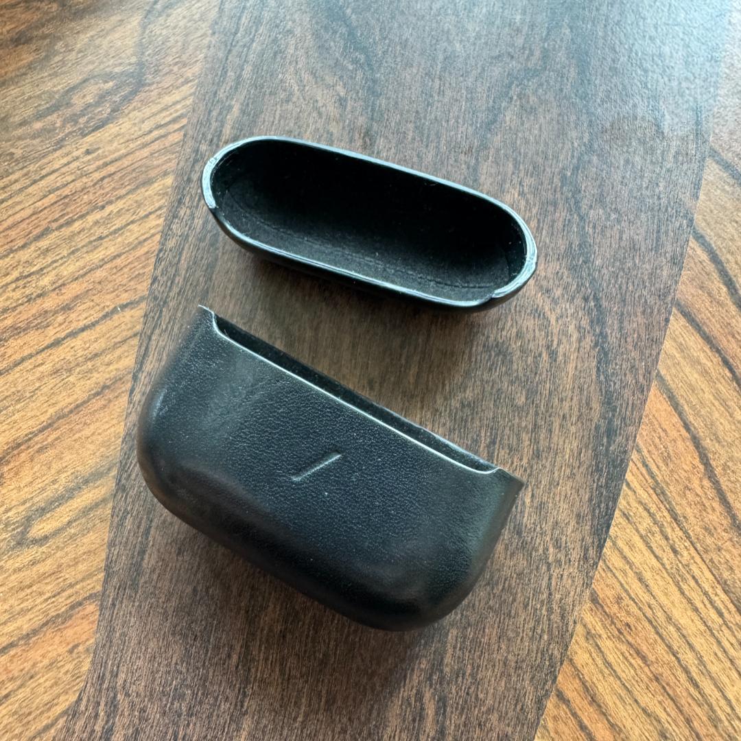 AirPods pro 第2世代 ライトニング 本革レザーケース付き