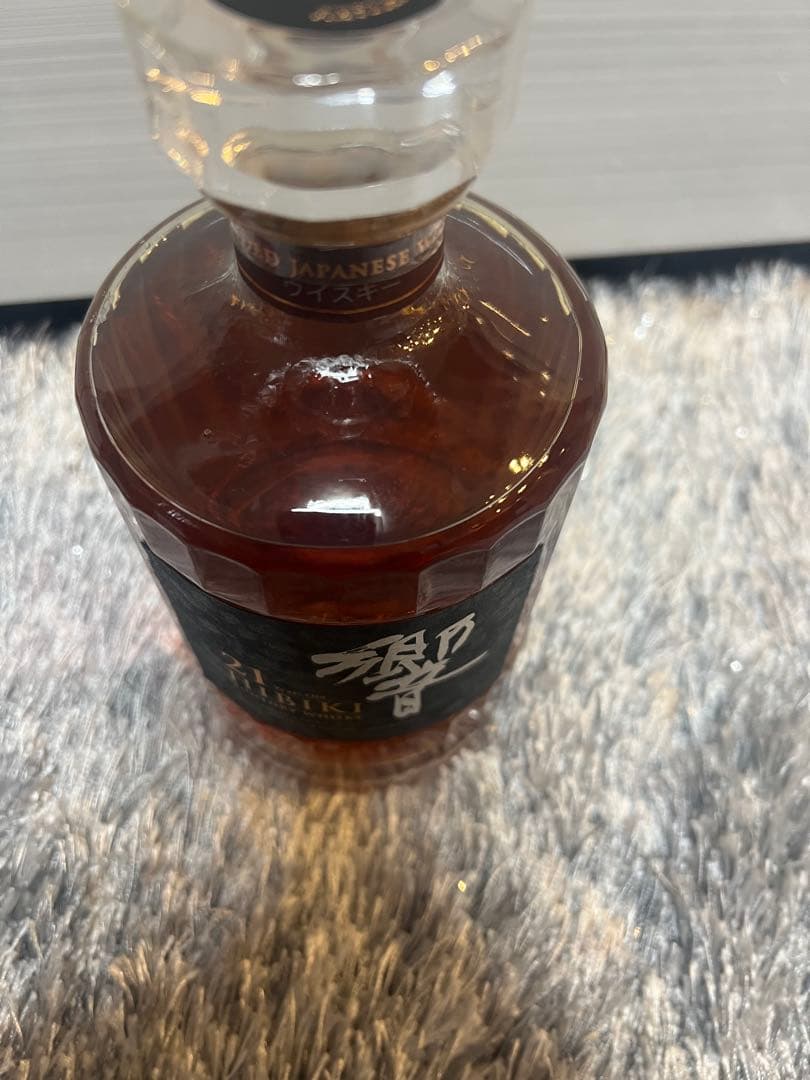 新品　Hibiki 21 Years Old Suntory Whisky