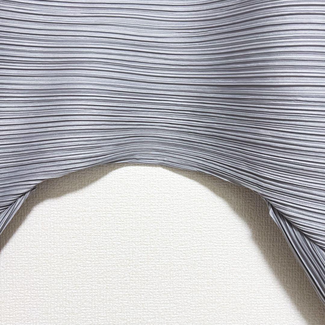 プリーツプリーズ　イッセイミヤケ　横プリーツ　サルエルパンツ　グレー