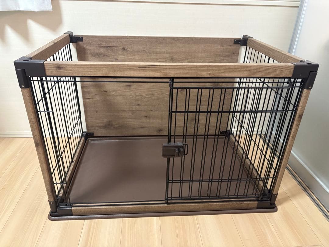 犬用ゲージ　小型犬用 ロック付き扉　DCMウッディーサークル