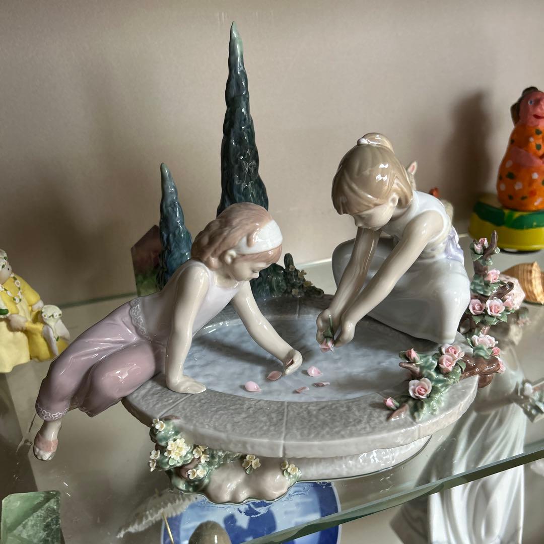 リヤドロ　箱付き　少女　陶器製 子供 置物 希少美品