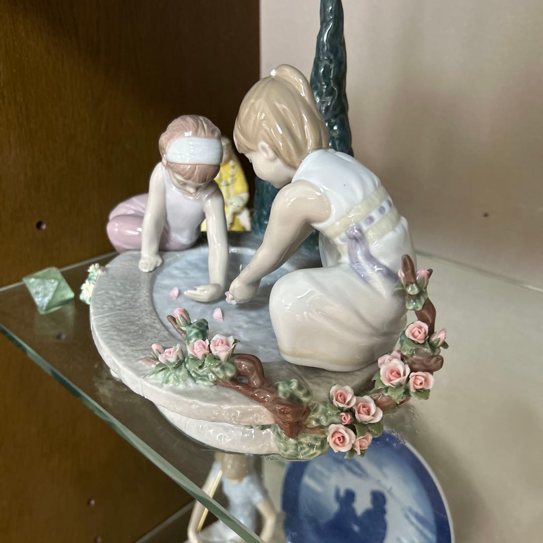 リヤドロ　箱付き　少女　陶器製 子供 置物 希少美品