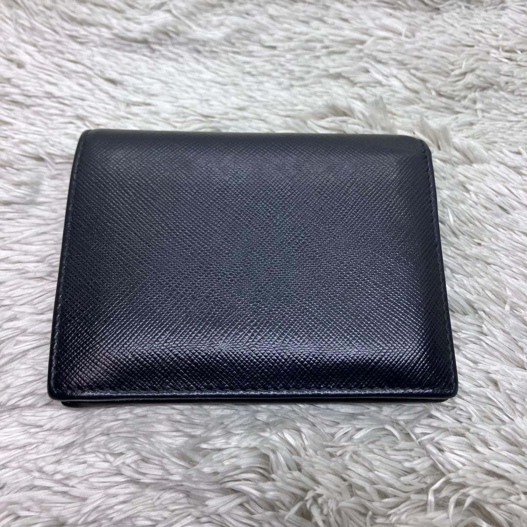 現行美品✨PRADA サフィアーノ メタルロゴ 二つ折り財布 フラップ ブラック