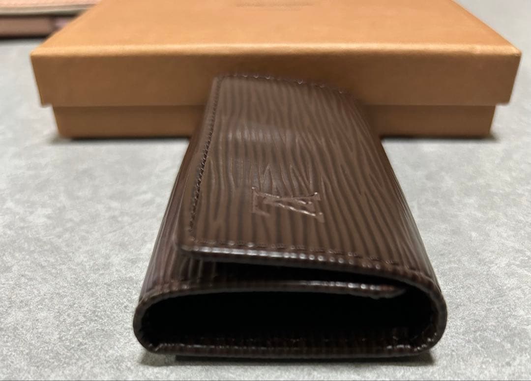 Louis Vuitton ブラウンキーケース