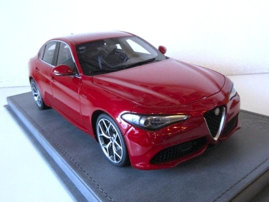 ねこさん専用 BBR (1/18) アルファロメオ Giulia Veloce