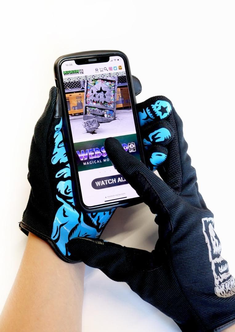 専用　新品　サンタクルーズ x MxMxM スクリーミングハンドグローブ　黒緑