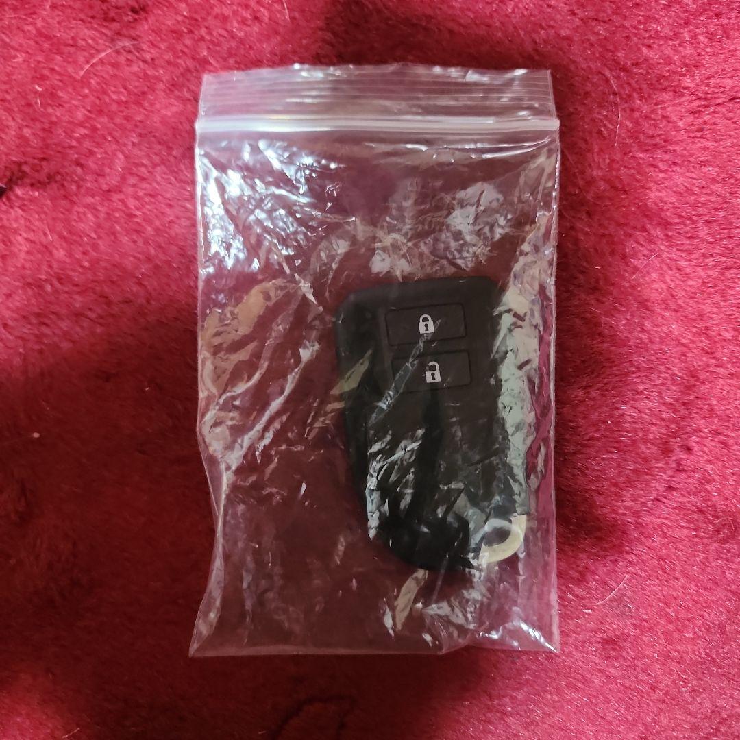 j*i様 トヨタ純正　スマートキー　ハイエースなど
