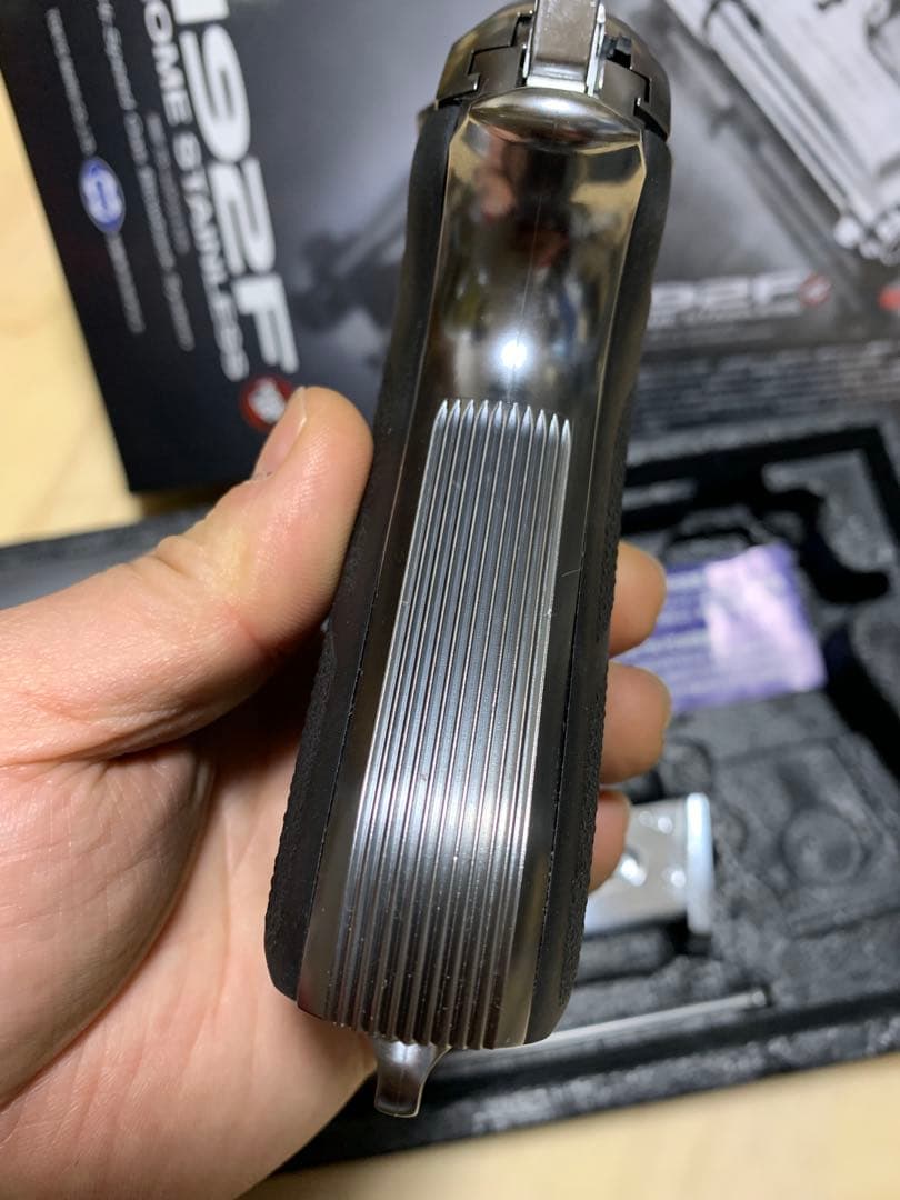 美品東京マルイM92Fクロームステンレス　HOGUホーグラバーグリップ　管45