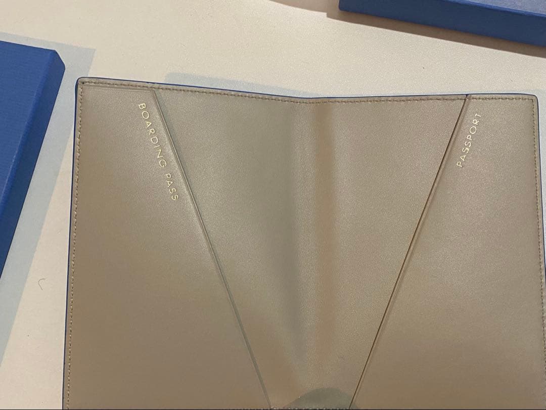 SMYTHSON ブルーレザー パスポートケース