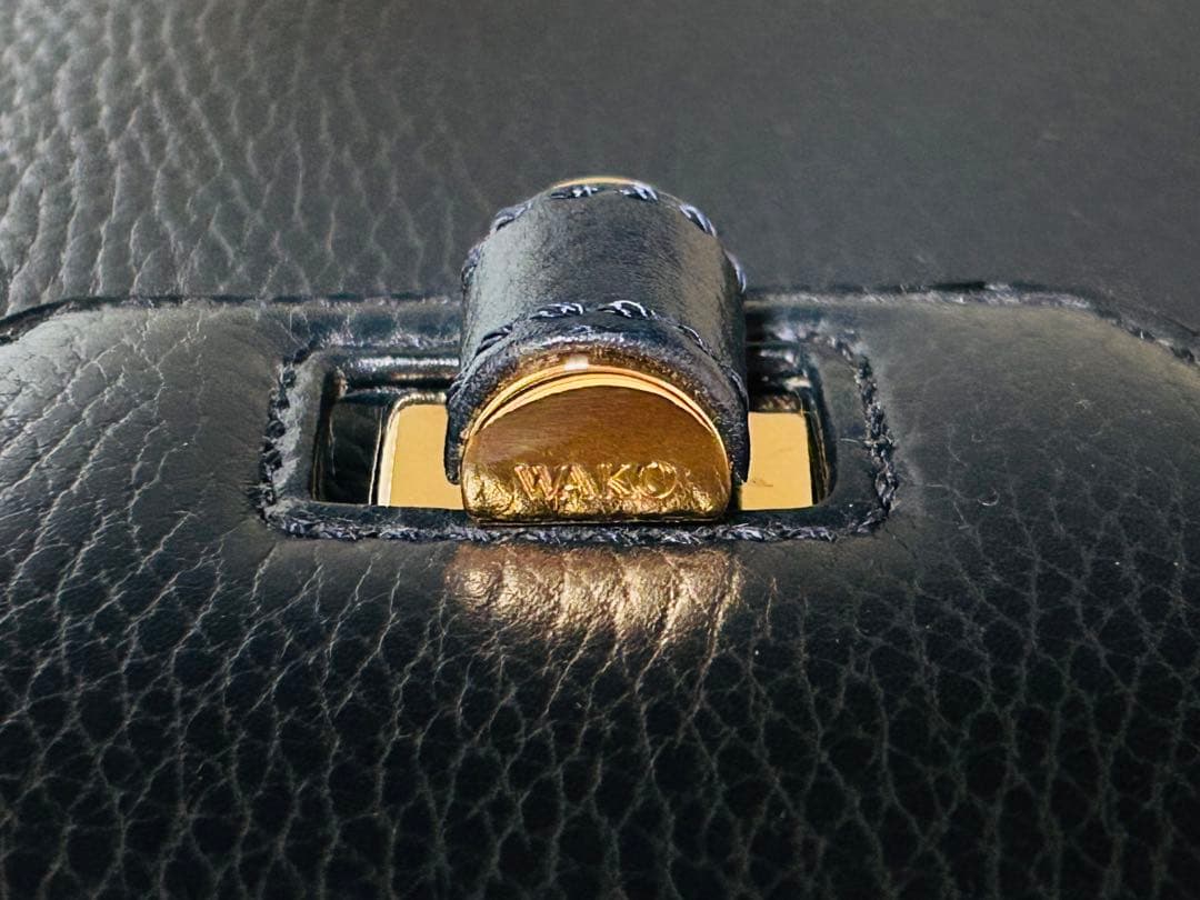 WAKO ネイビー レザー ハンドバッグ