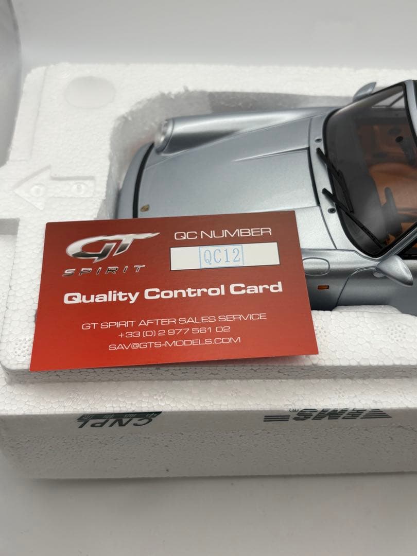 美品！ポルシェ911タルガ 1993 1:18モデル