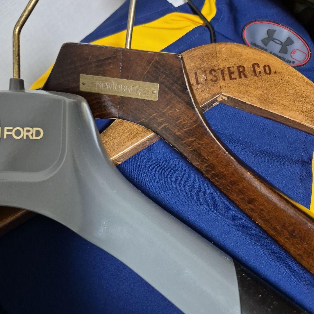 ブランドハンガー ５本セット　トム・フォード　ニューヨーカー　ホリスター