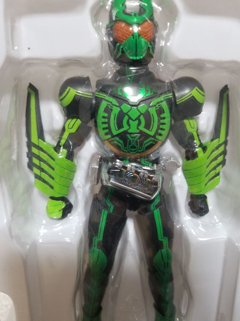 仮面ライダーオーズ　真骨彫　アーツ　ガタキリバコンボ