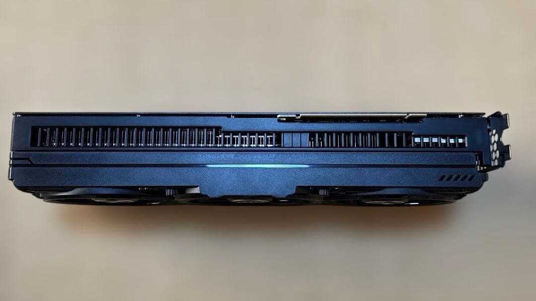 PALIT グラフィックボードGeForce RTX5070 12GB