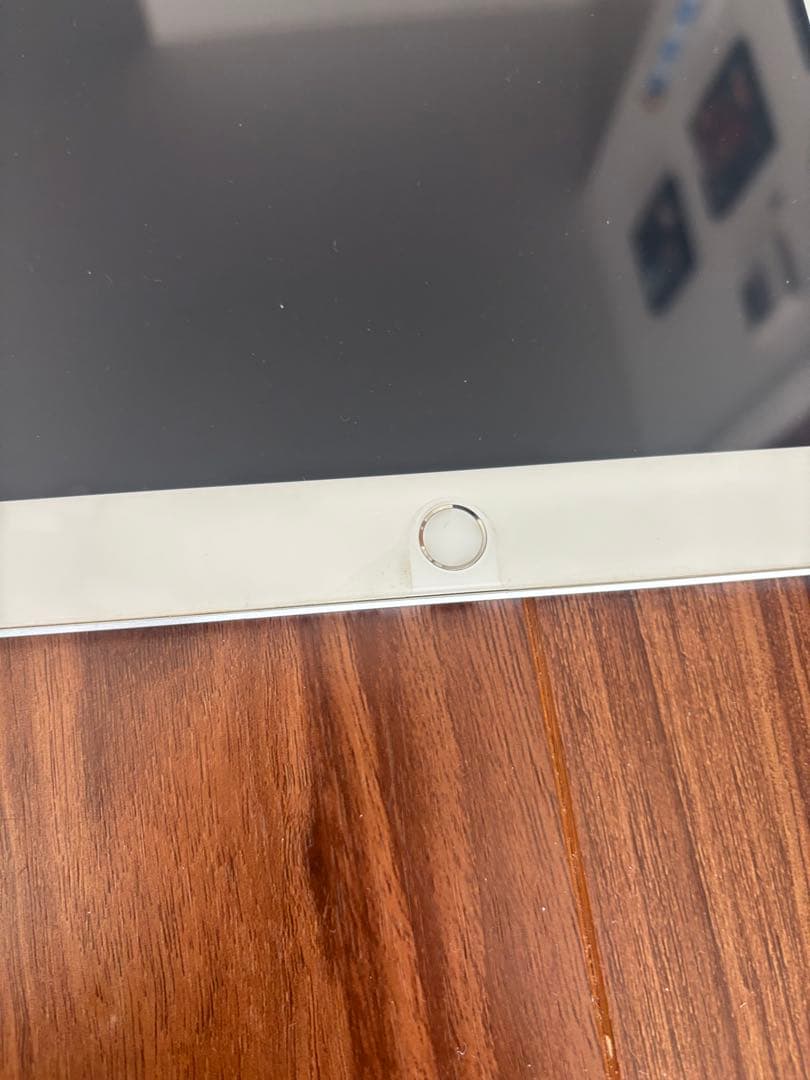 iPad 第7世代 10.2 インチ32GB WiFi シルバー箱入り