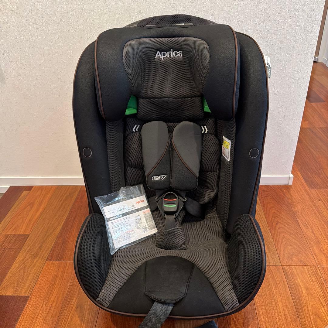 Aprica フォームフィット　ISOFIX セーフティプラス