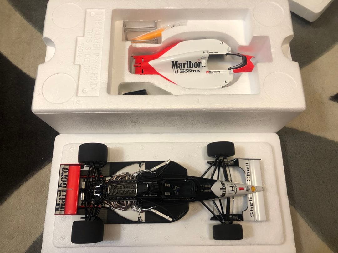 オートアート 1/18 マクラーレンMP4/6 日本GP A.セナ マルボロ仕様