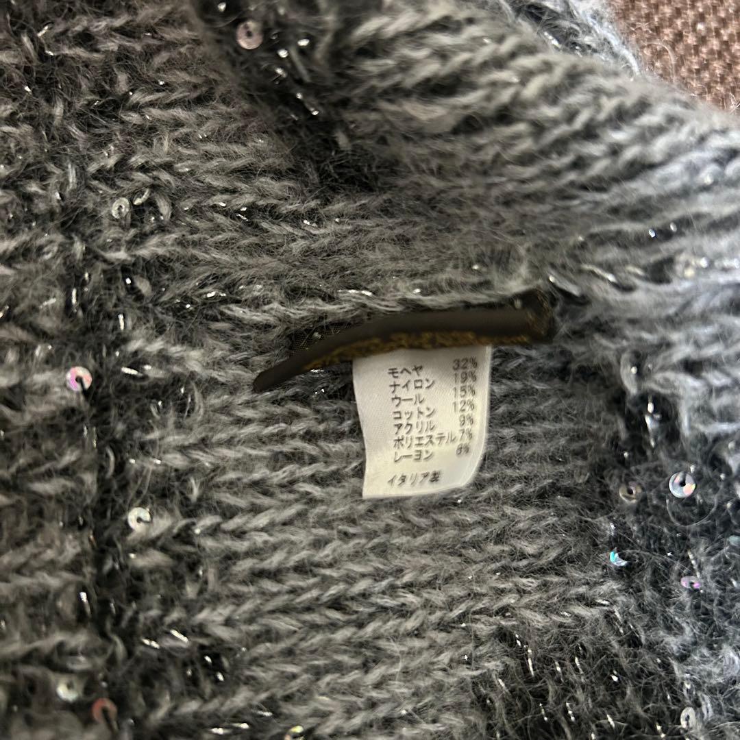 LOUIS VUITTON グレー ニット帽 ビーズ装飾